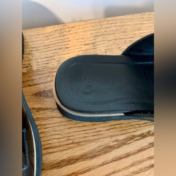 UGG Cammie Black Patent Leather Platform Sandals Buckle Slide wedge summer 7 - Picture 11 of 15